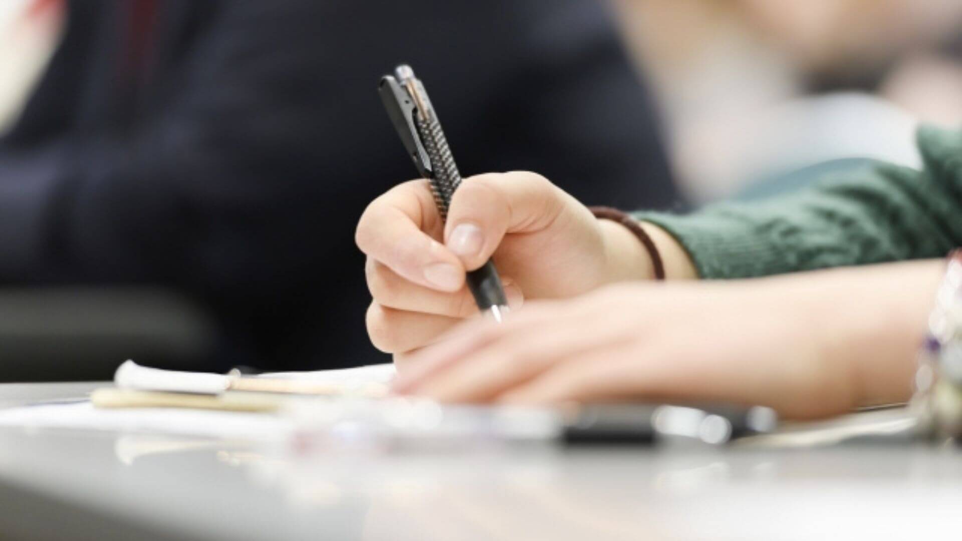 合否を分ける論述問題！事前準備で部分点を狙う